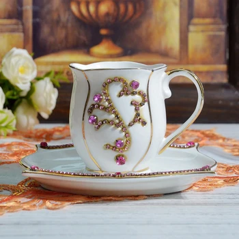 Luksuzna pink dijamant gold kava bubalo s tanjur, šalice s 3D-reljefne, stakleno Keramička šalica za čaj, Ured za šalica za kavu, Šalicu za mlijeko, posuđe za piće, poklon